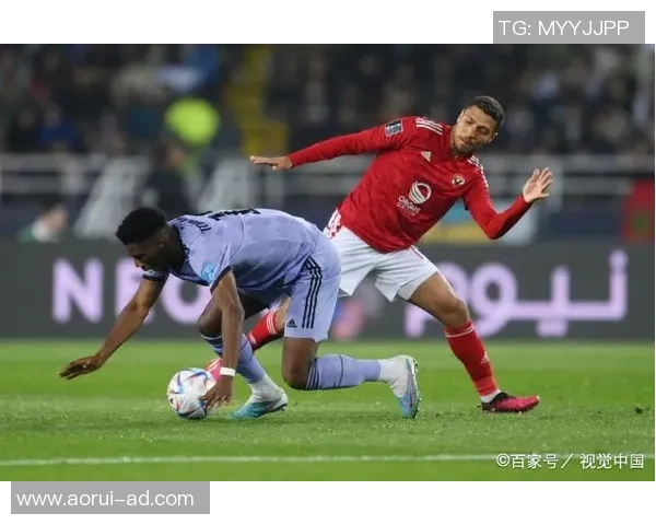 波斯光荣与中部海岸的激烈对决展现足球魅力与团队精神