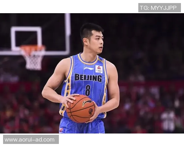 方硕的篮球之路：从青涩少年到职业赛场的奋斗与成长