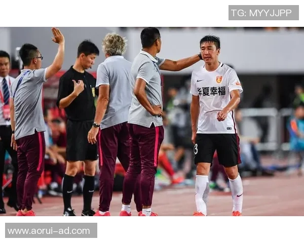 帕尔马与热那亚激战正酣比分悬念引发球迷热议