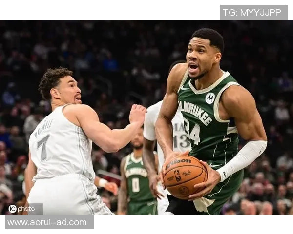 雄鹿与独行侠精彩对决集锦回顾赛场瞬间与精彩时刻一网打尽